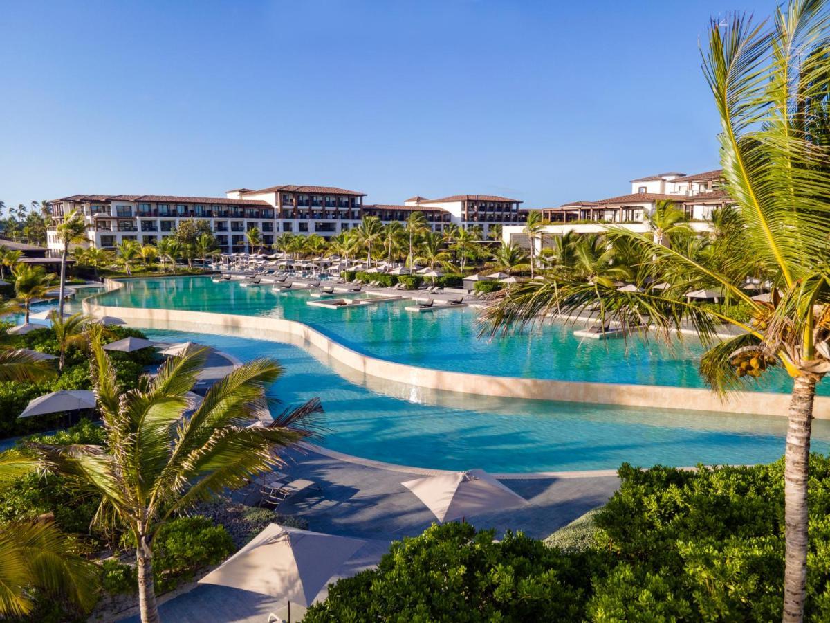 Unique Club At Lopesan Costa Bavaro Resort Punta Cana Exterior photo